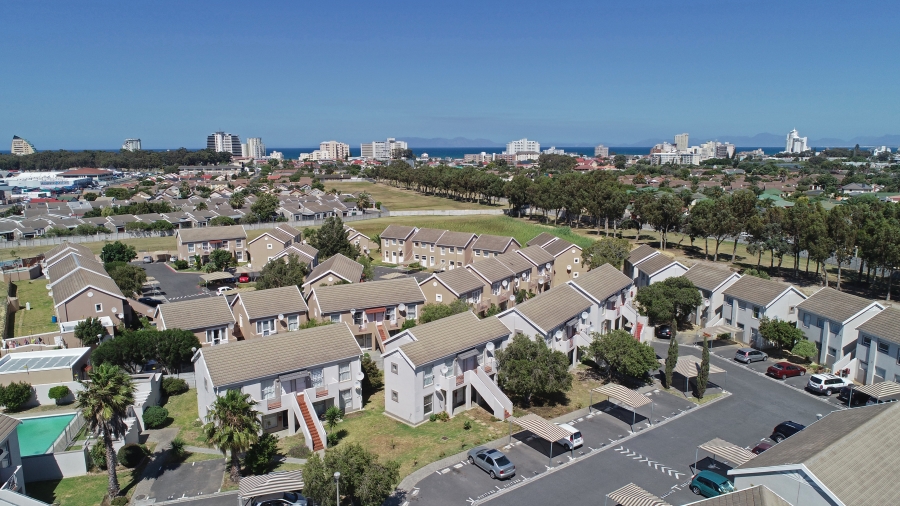 2 Bedroom Property for Sale in Strand South Western Cape